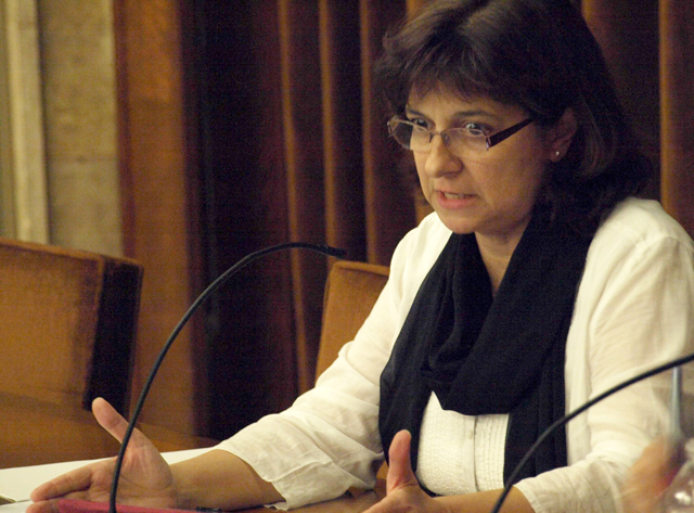 Paloma Lpez, durante su intervencin hoy en la asamblea de Castelln.