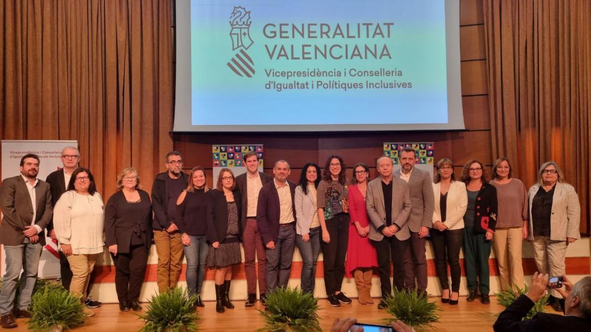 CCOO PV present en la signatura d'un acord històric per als serveis socials valencians