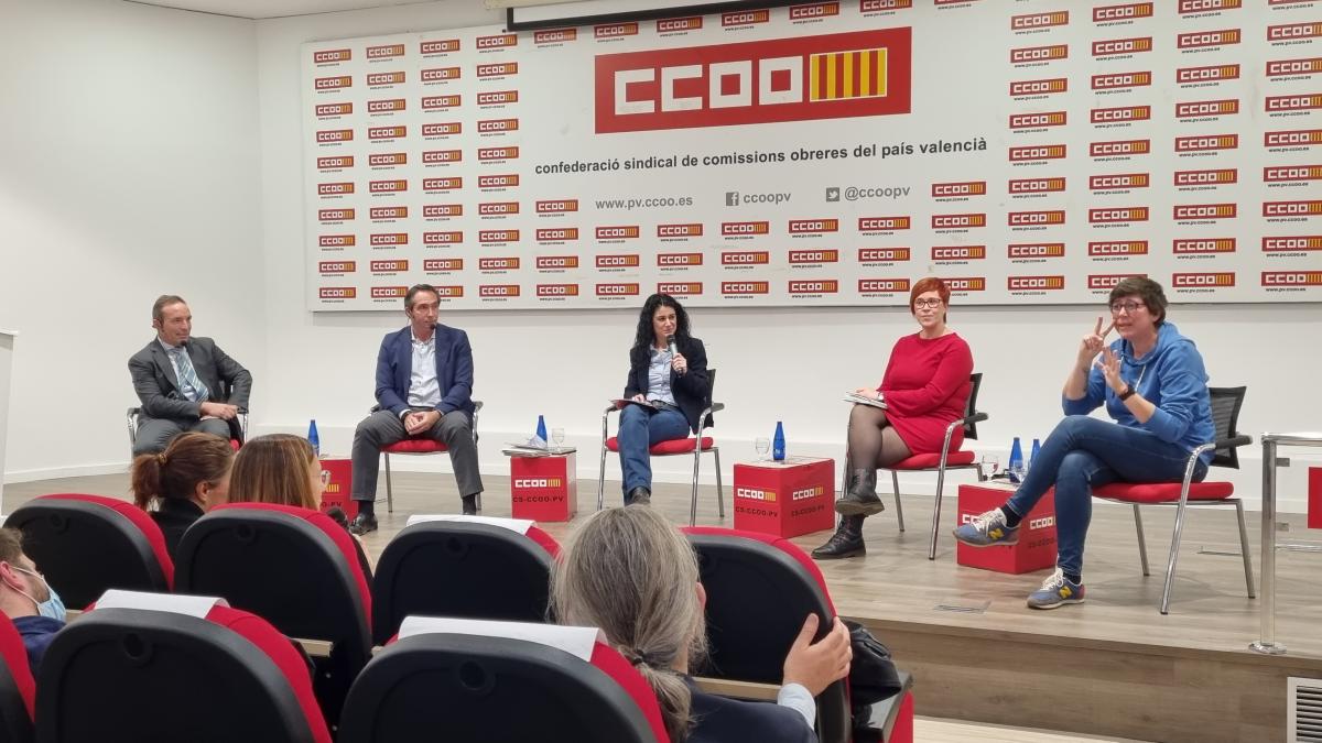 Toni Woodward, Rubn Ibez, Ana Garca, gueda Mic i Pilar Lima.