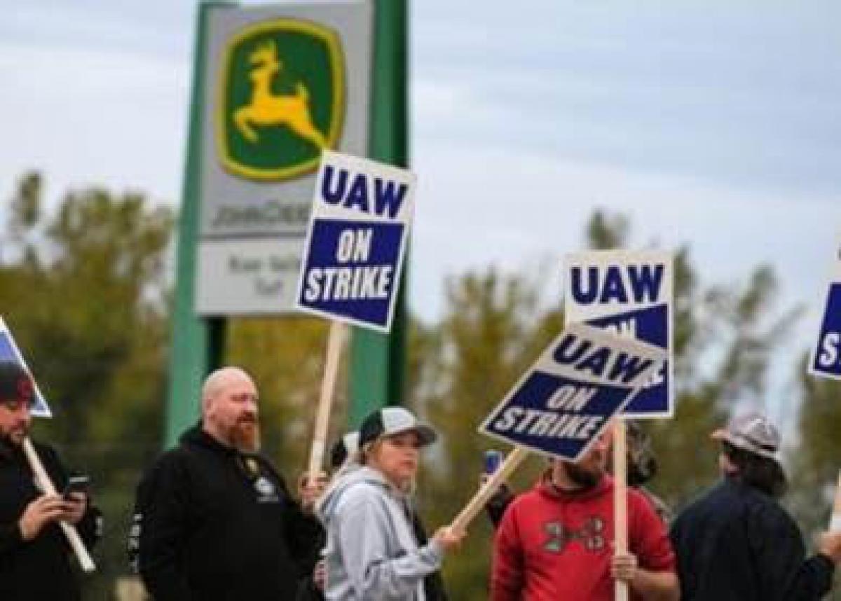 Solidaridad con la huelga de las personas trabajadoras de John Deere en Estados Unidos desde CCOO en Espaa