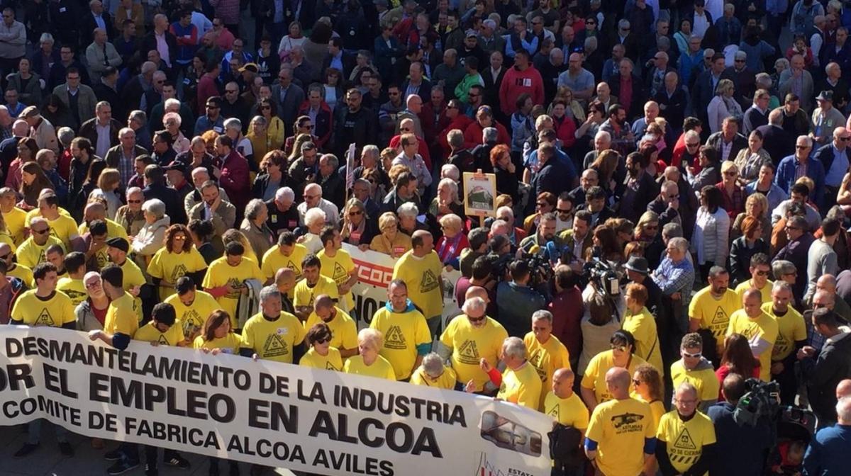 Manifestacin en Asturias contra el cierre de Alcoa