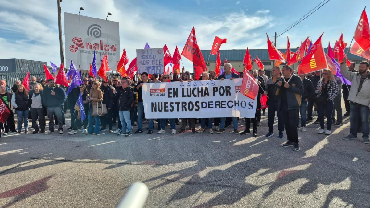 Protesta en defensa del empleo y los derechos laborales