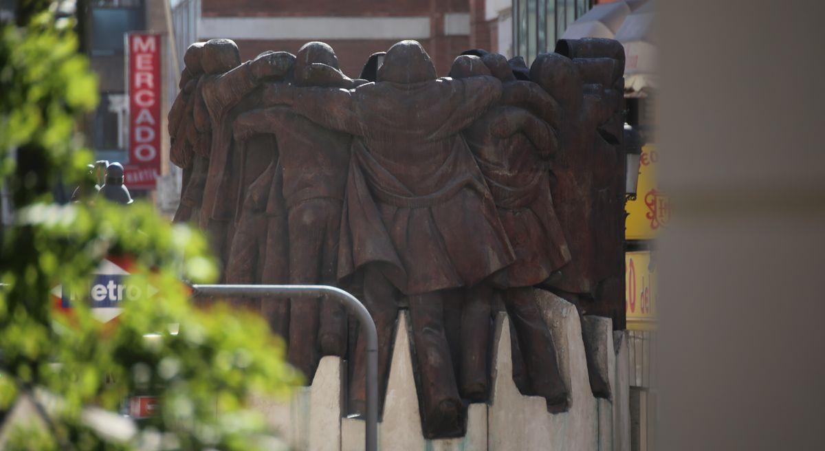 Monumento a los Abogados de Atocha en la plaza de Antn Martn de Madrid