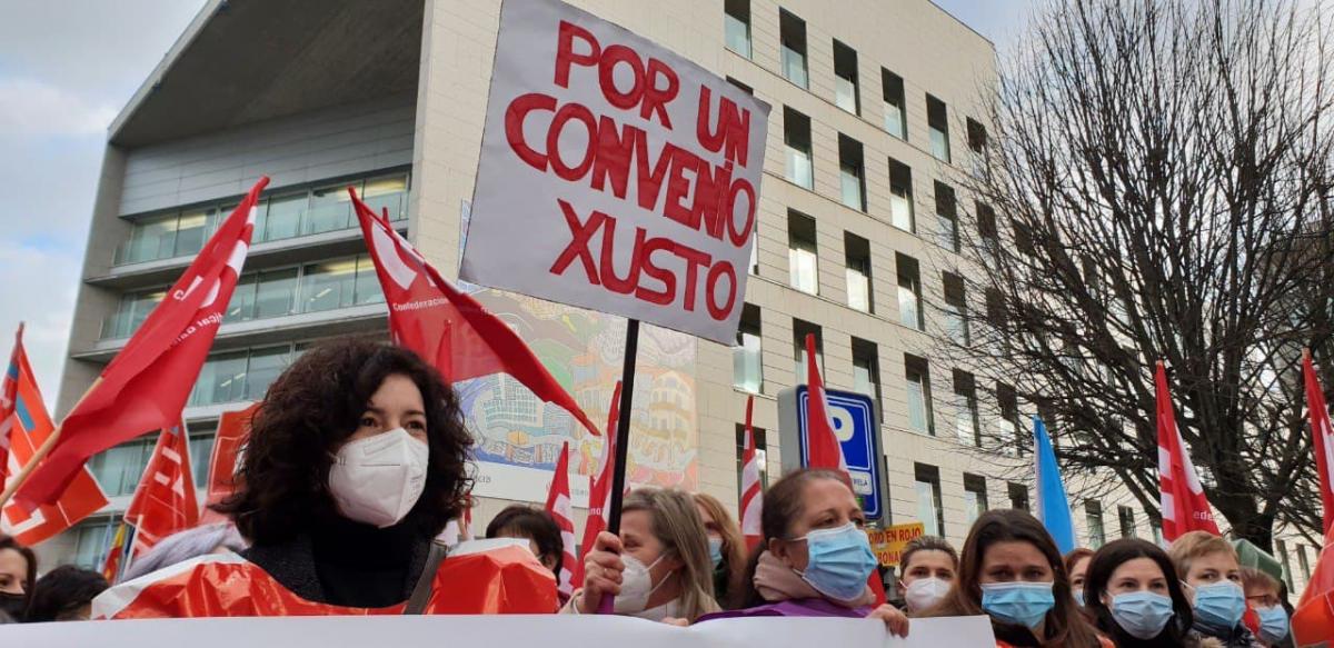 Cerca del 100% de las personas trabajadoras va a la #HuelgaParaPescarDerechos en la conserva de pescado de Galicia y Cantabria