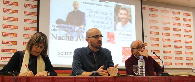 Nacho lvarez interviene en el Seminari d'economia i poltica