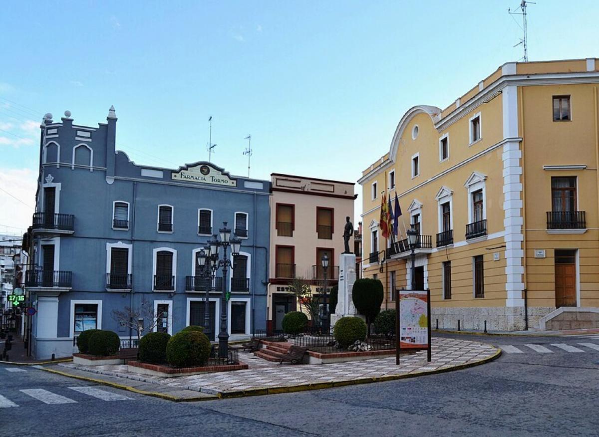 CCOO impugna les bases de la borsa d’agents de la Policia Local d'Oliva.