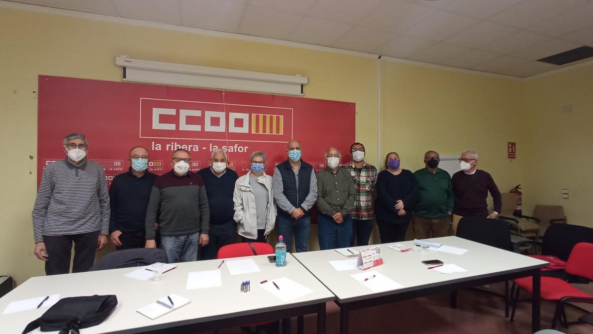 Assistents en la reunió en CCOO la Ribera- la Safor.