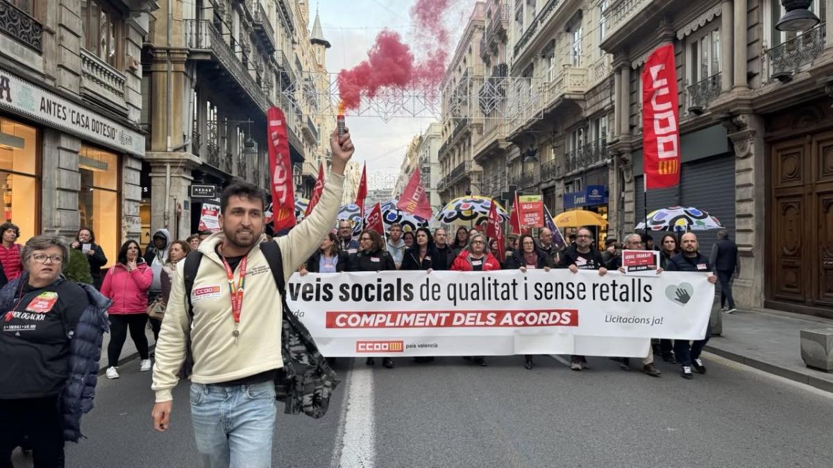 Movilización en defensa de la calidad de los servicios sociales públicos. Archivo propio