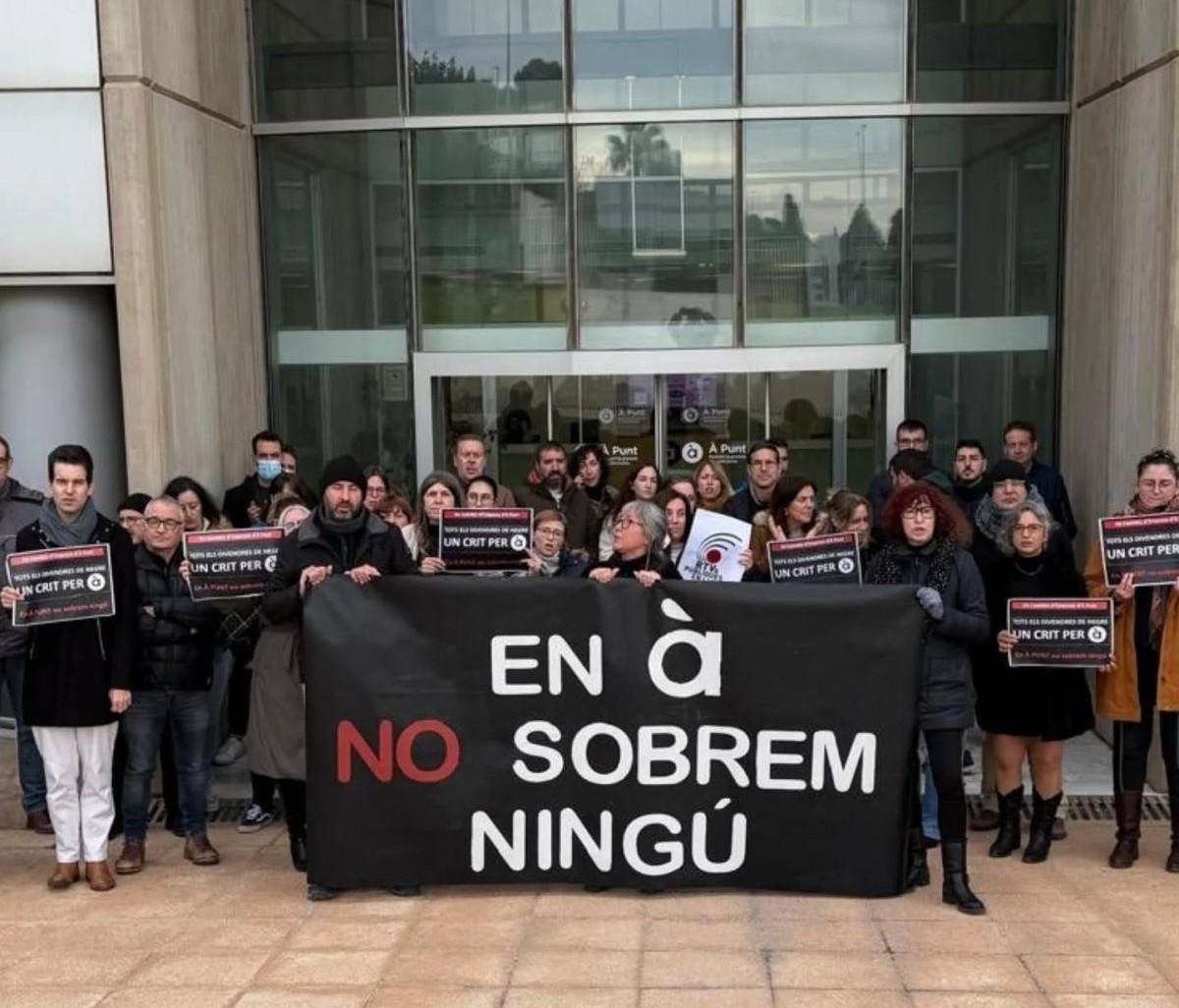 À punt ha decidit acomiadar l’any despatxant treballadors.