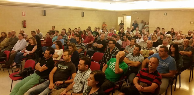 Pblico asistente a la asamblea.