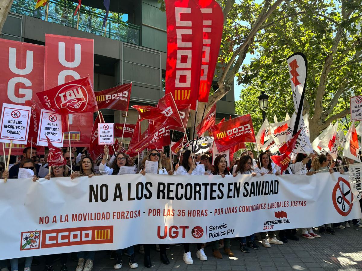 Concentracin ante la Conselleria de Sanidad
