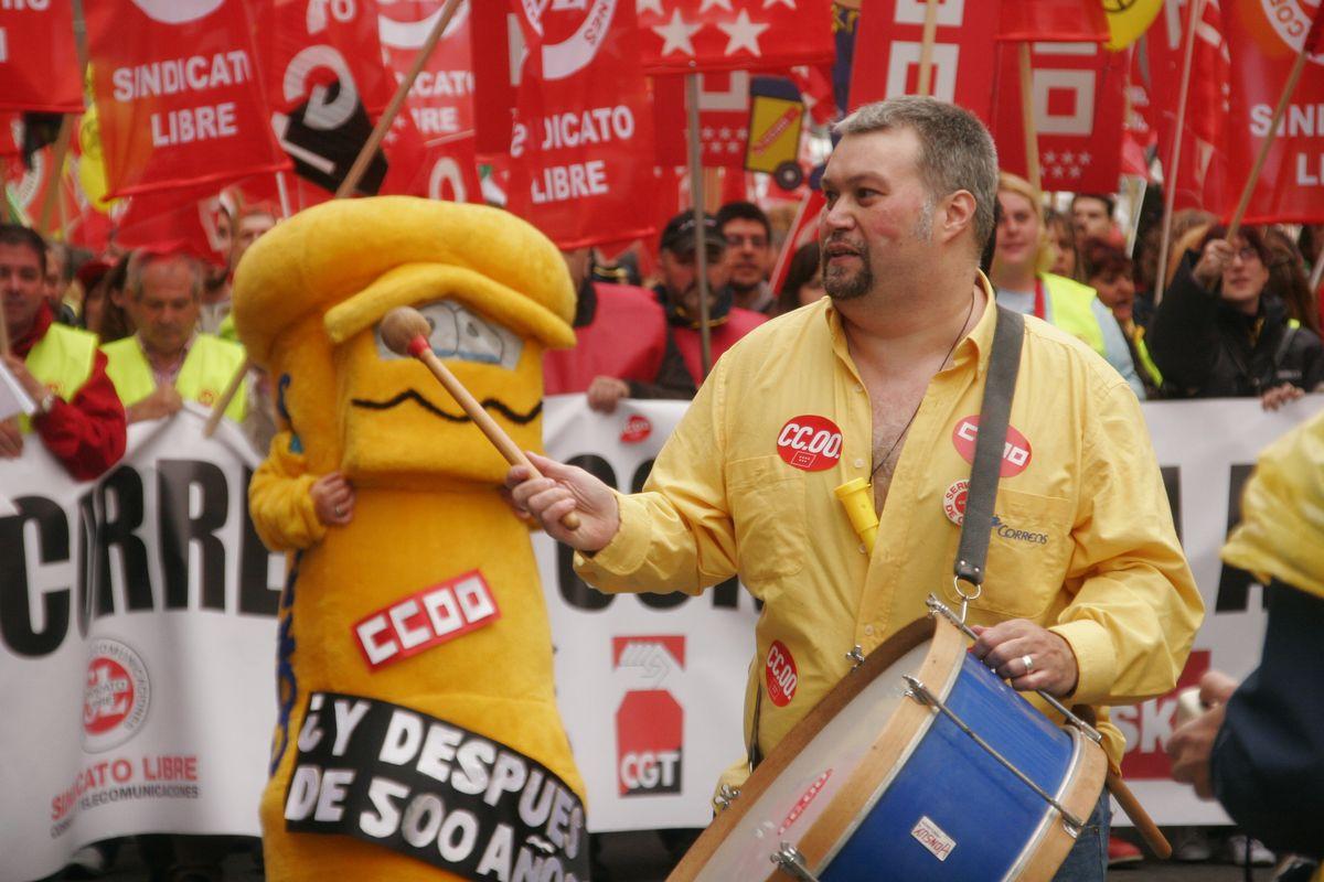 Manifestacin de la plantilla de Correos en 2010