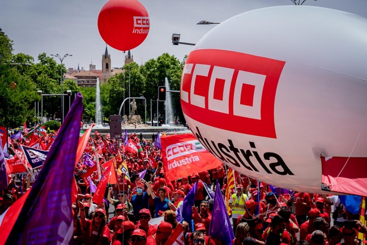 Manifestacin en Madrid a favor de un Pacto de Estado por la Industria