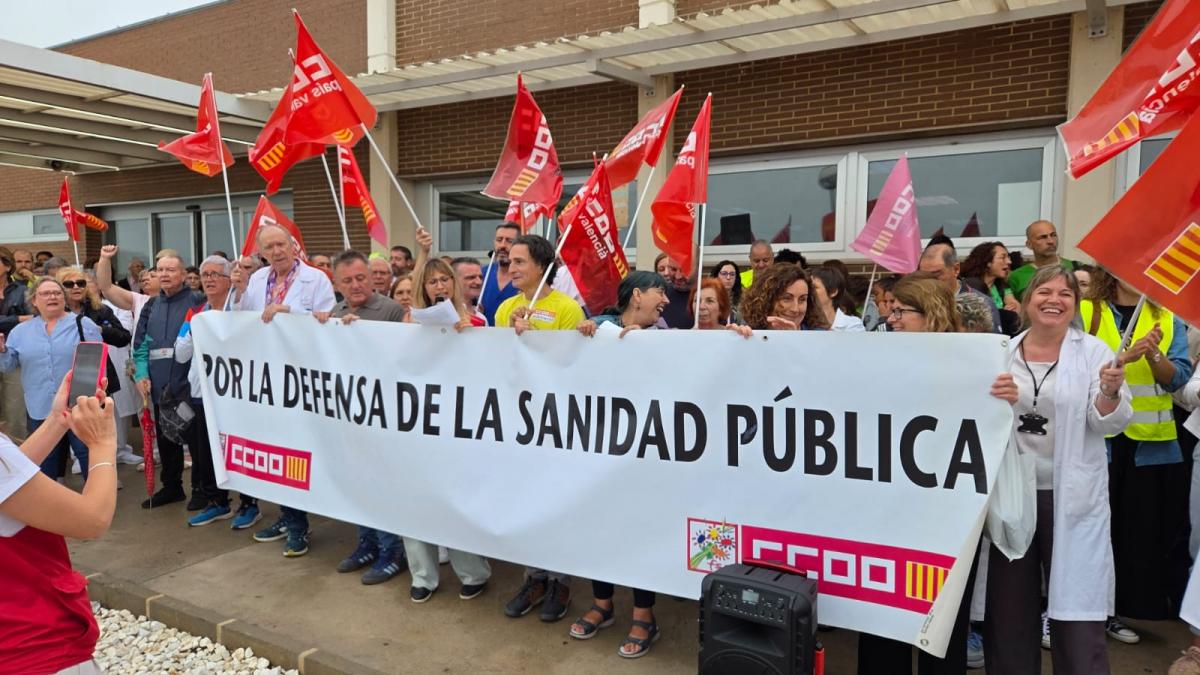Pancarta de la concentración realizada el 5 de junio ante el hospital de Sagunto