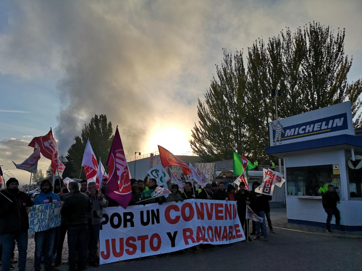 Concentracin trabajadores de Micheln