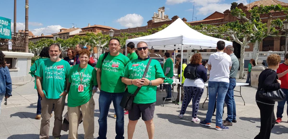 Se celebra en Alcal de Henares la V Marcha del Lpiz Verde, en defensa de la Educacin Pblica.