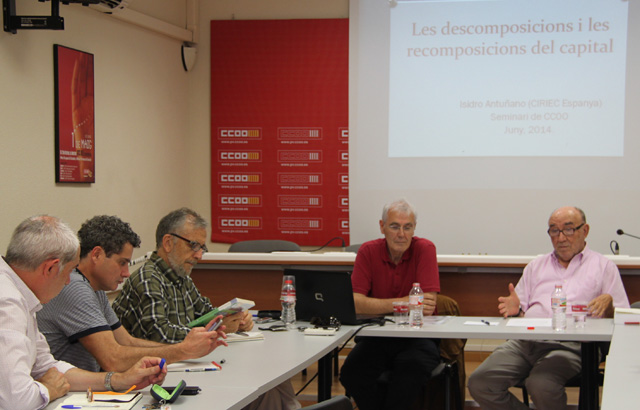 Isidro Antuano, presentat pel professor Emrit Bono. 