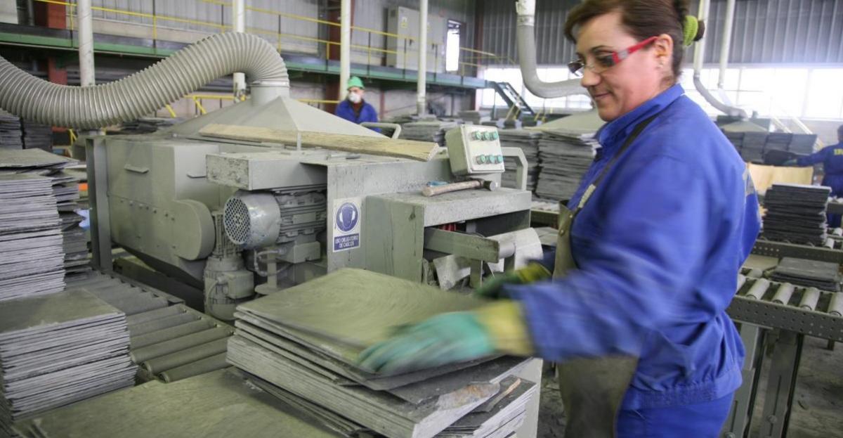 Falta una poltica industrial clara y definida