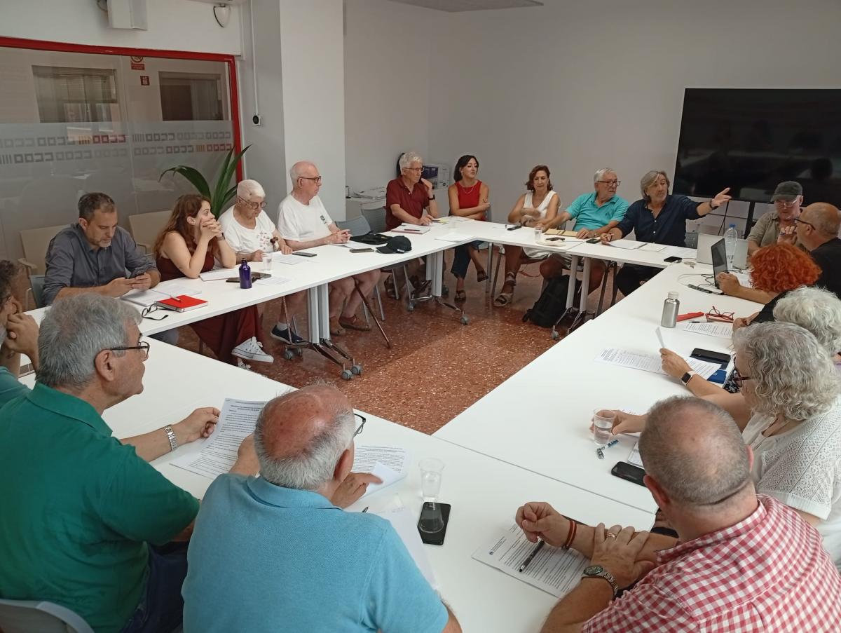 Imagen de la reunión en la sede de CCOO PV