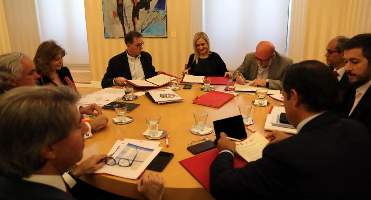 Sindicatos, empresarios y Gobierno madrileo constituyen el Consejo para el Dilogo Social