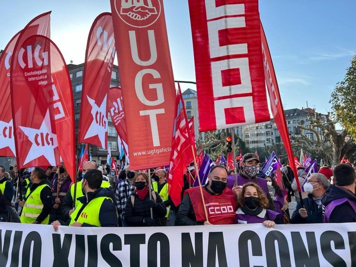 Manifestacin en Galicia por un acuerdo justo en el sector de las conservas de pescado