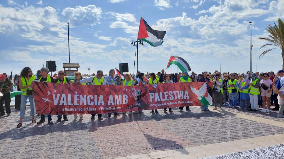Pancarta de la Plataforma Valncia amb Palestina