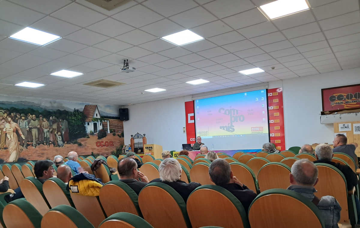 Asamblea informativa en la sede de CCOO en Puerto de Sagunto