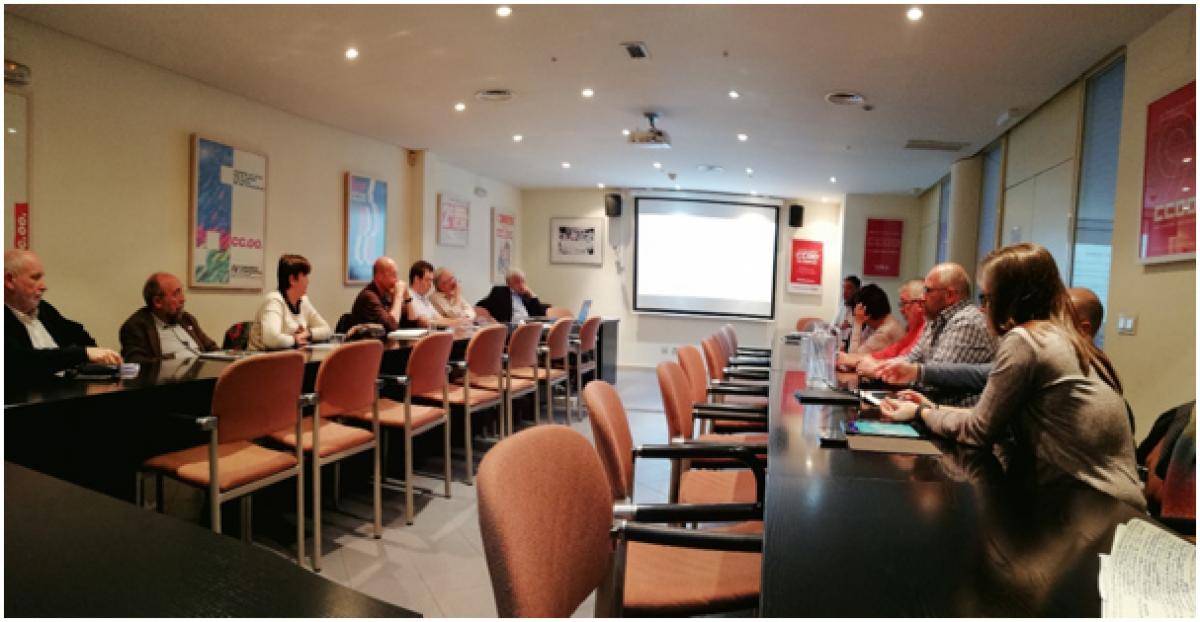 Asistentes a la sesin de trabajo que organiz el IESEI
