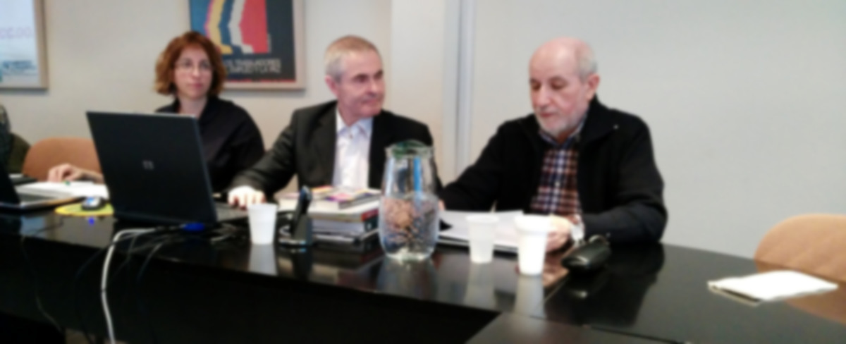 A la izquierda de la imagen, Nuria Arribas y ngel Recaman